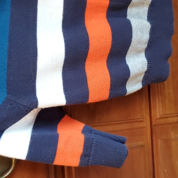 Wide Striped Sweater - Picture 5 of 6